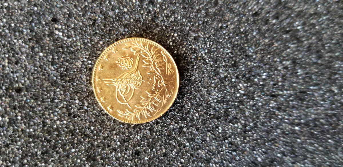 New-Member---Does-Anyone-Know-What-This-Gold-Coin-Is?