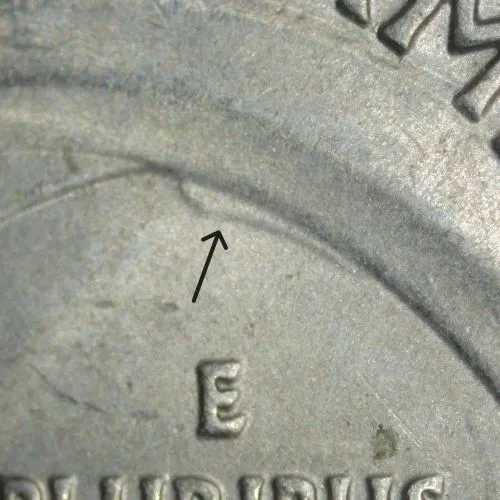 2022-P-Quarter,-Sally-Ride-/-Outstanding-Strong-Die-Clash
