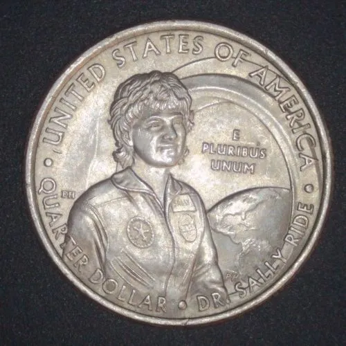 2022-P-Quarter,-Sally-Ride-/-Outstanding-Strong-Die-Clash