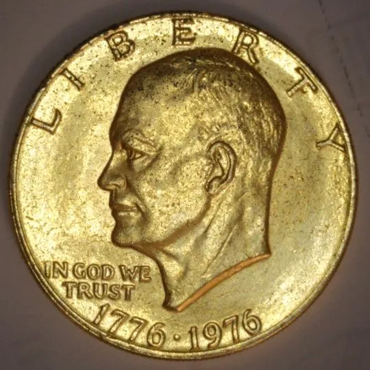 Fun-Find-/-1976-Eisenhower-Gold-Plated-Dollar