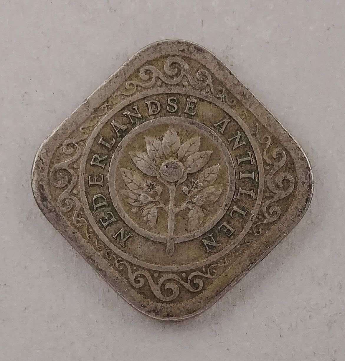 Show-Your-Coins-With-Different-Edges