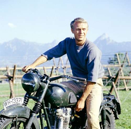 Coins-In-Movies---James-Bond's-Sovereigns-Vs-Matt-Helm's-Half-Crowns