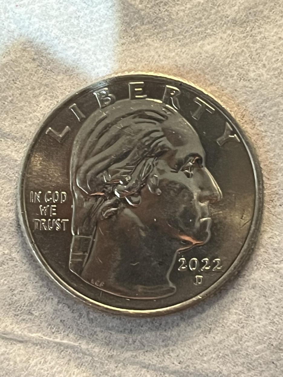 Is-This-Cud-On-This-2022-D-Voto-Mujer-Quarter?