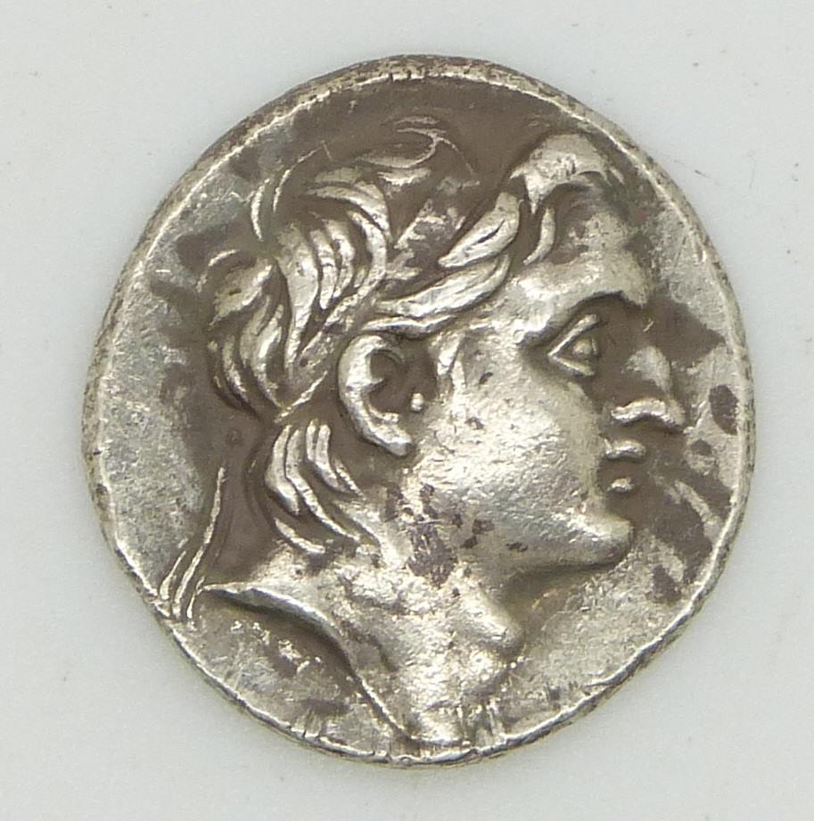 ID-Wanted-For-This-Ancient-Coin