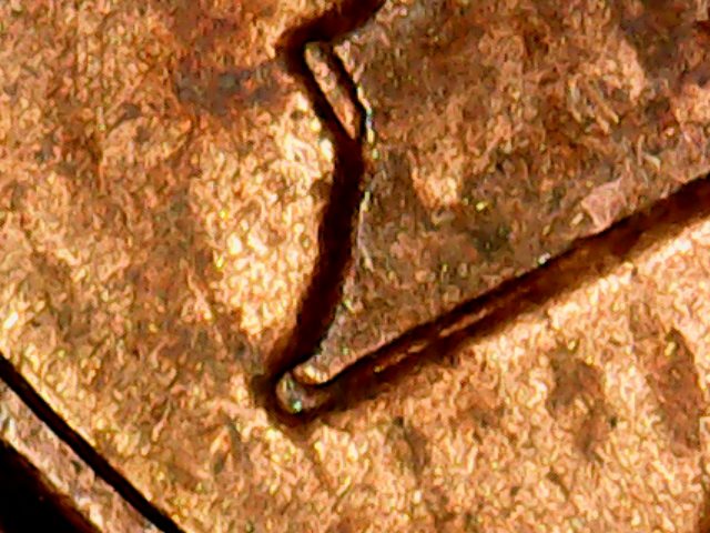 Is-This-A-1982-P-Cent-Small-Date-Zinc-DDR?
