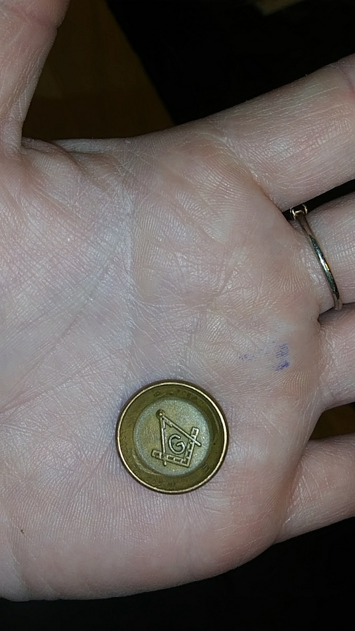 New-To-This-And-Cant-Figure-Out-What-This-Coin-Is