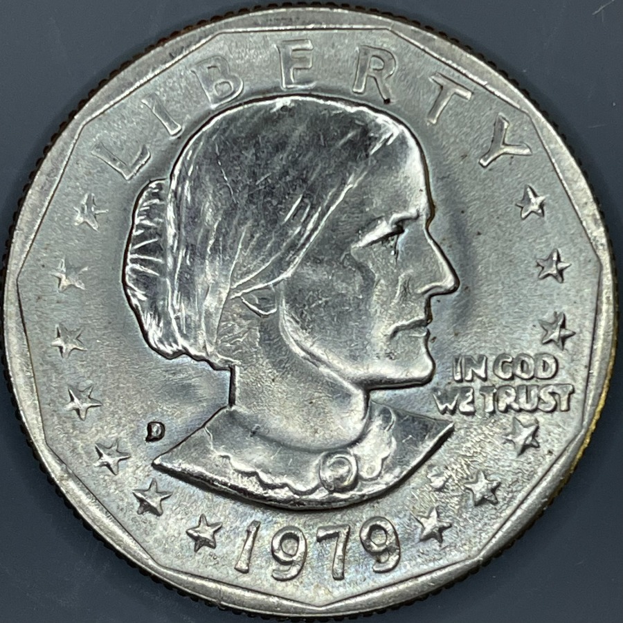 1979-D-SBA-Dollar-With-Die-Crack-Thru-Stars-On-Obverse