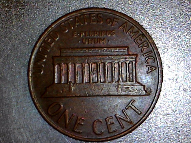 Tilted-5-In-The-Date-Of-A-1975-Penny