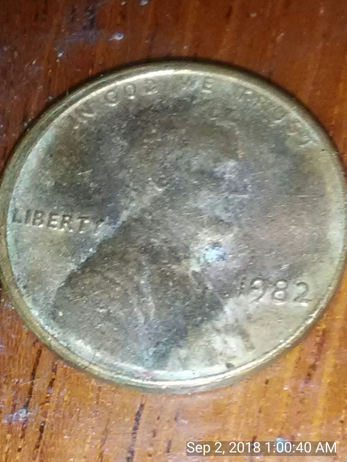 1982-Lincoln-Cent-With-Die-Crack