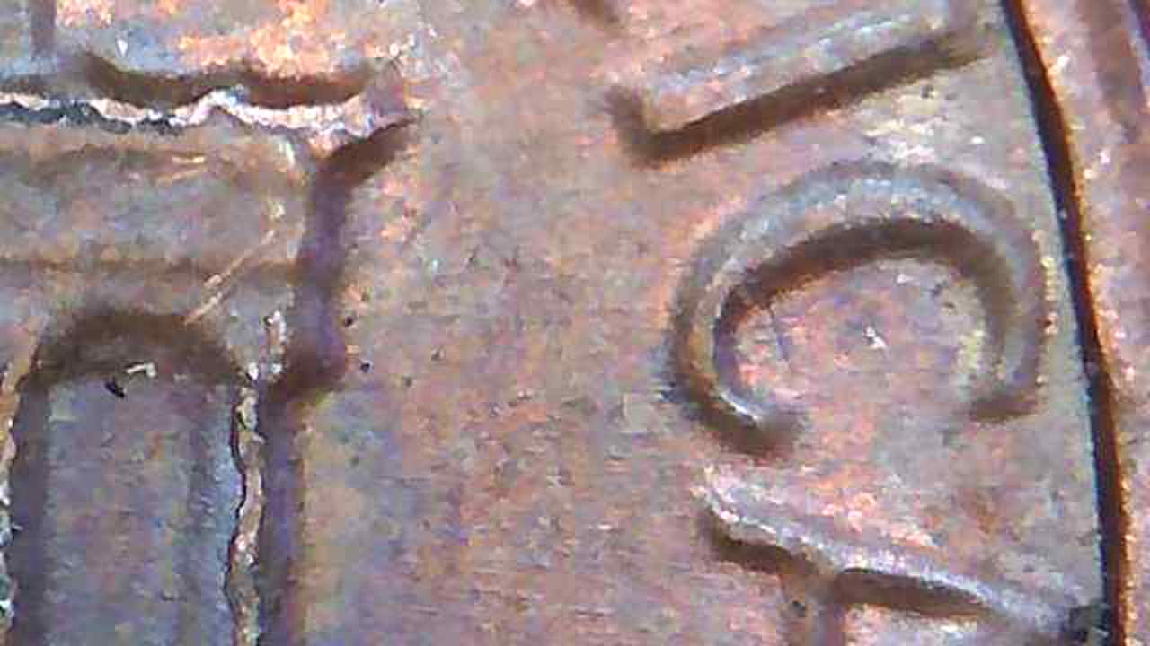 1982-LMC-Looks-Like-Mass-Die-Cracks-On-The-Reverse
