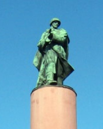 Post-Your-Coins-And-Medals-That-Depict-A-Statue