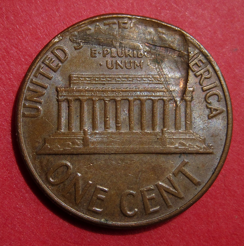 1959-Lincoln-Memorial-Cent-Error-Or-What?--Calling-The-Error-Folks...