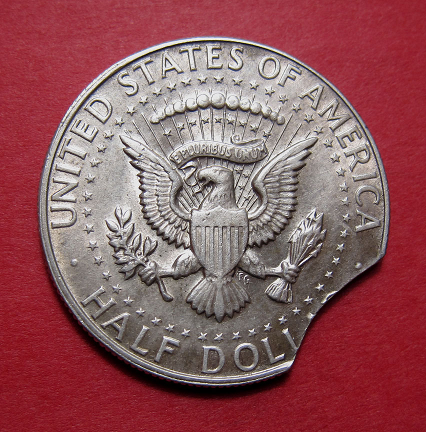 1968-D-Kennedy-Half-Dollar-Mint-Error---Clipped-Planchet