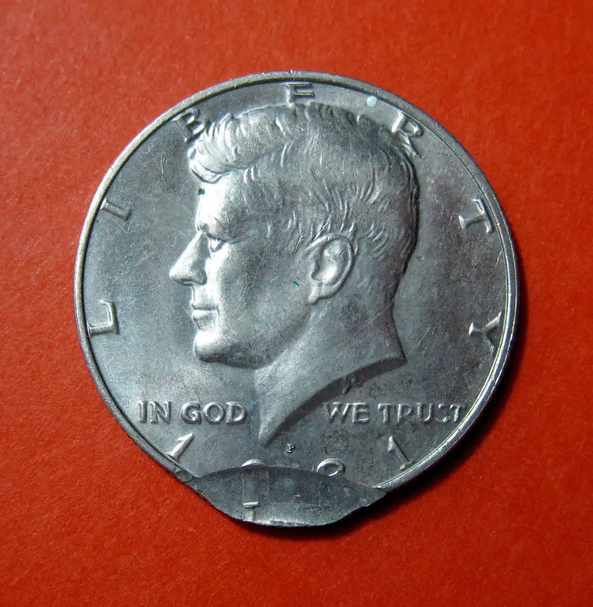 1981-P-Kennedy-Half-Dollar-Mint-Error---Double-Struck-2nd-Strike-Off-Center