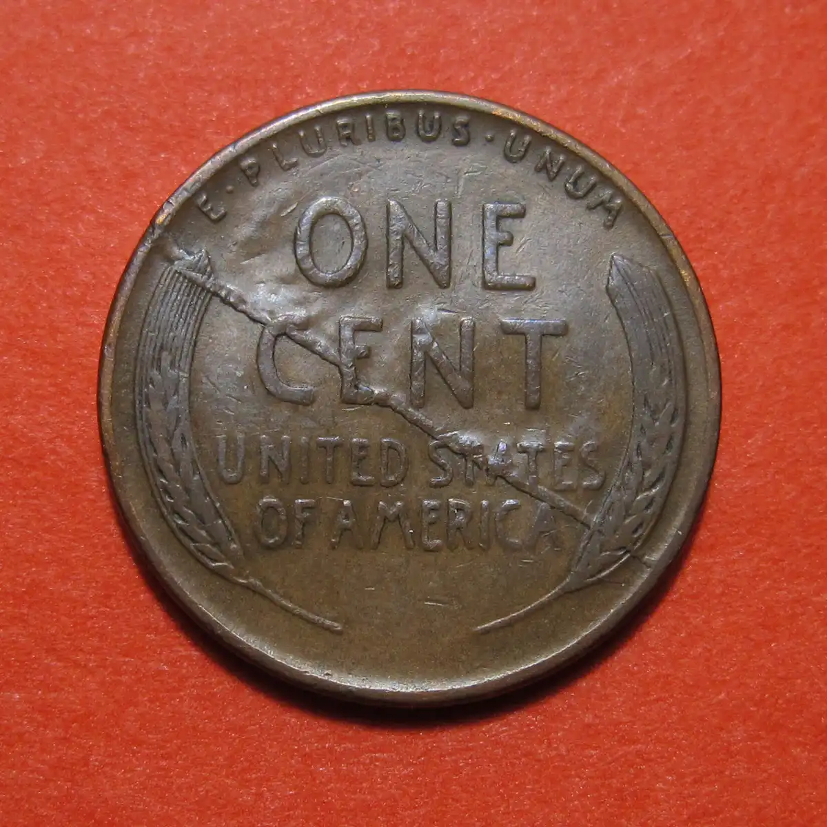 1945-Lincoln-Wheat-Cent-Mint-Error---Split-Die