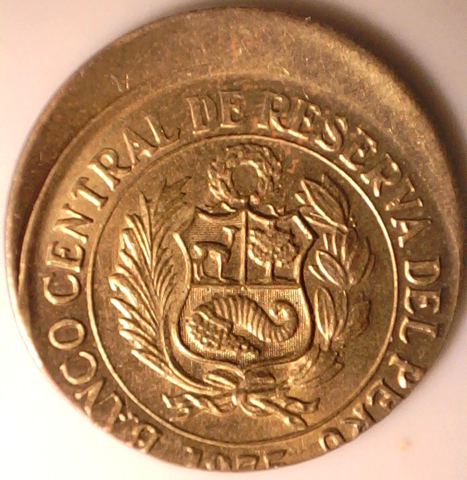 1975-Peru-1-Sol-De-Oro-Off-Center