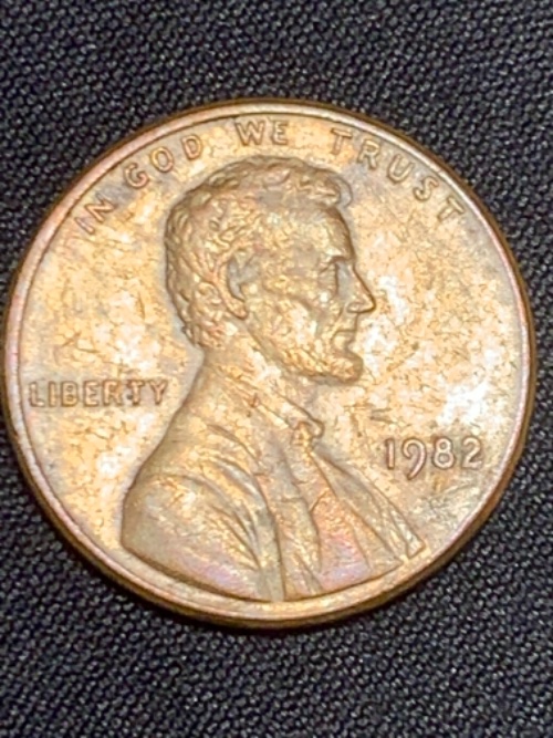1982-?-LMC-Definitely-A-Small-Date-&-It-Weighs-3.10g,-Please-Take-A-Look!