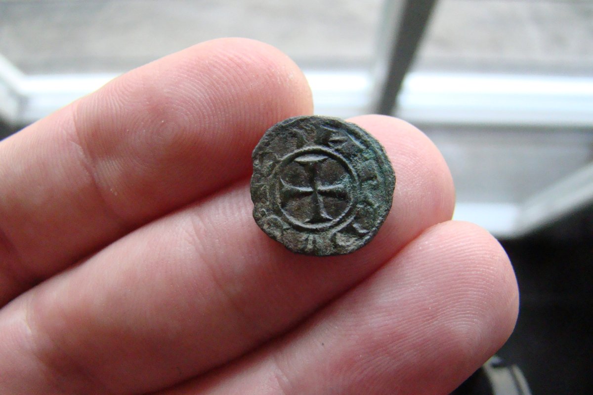 Medieval-Coin-Italien-Or-Marsanne?