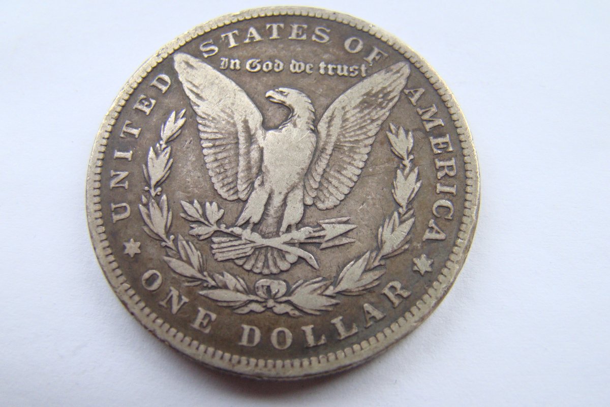 Dollar-Overdate-1882/1