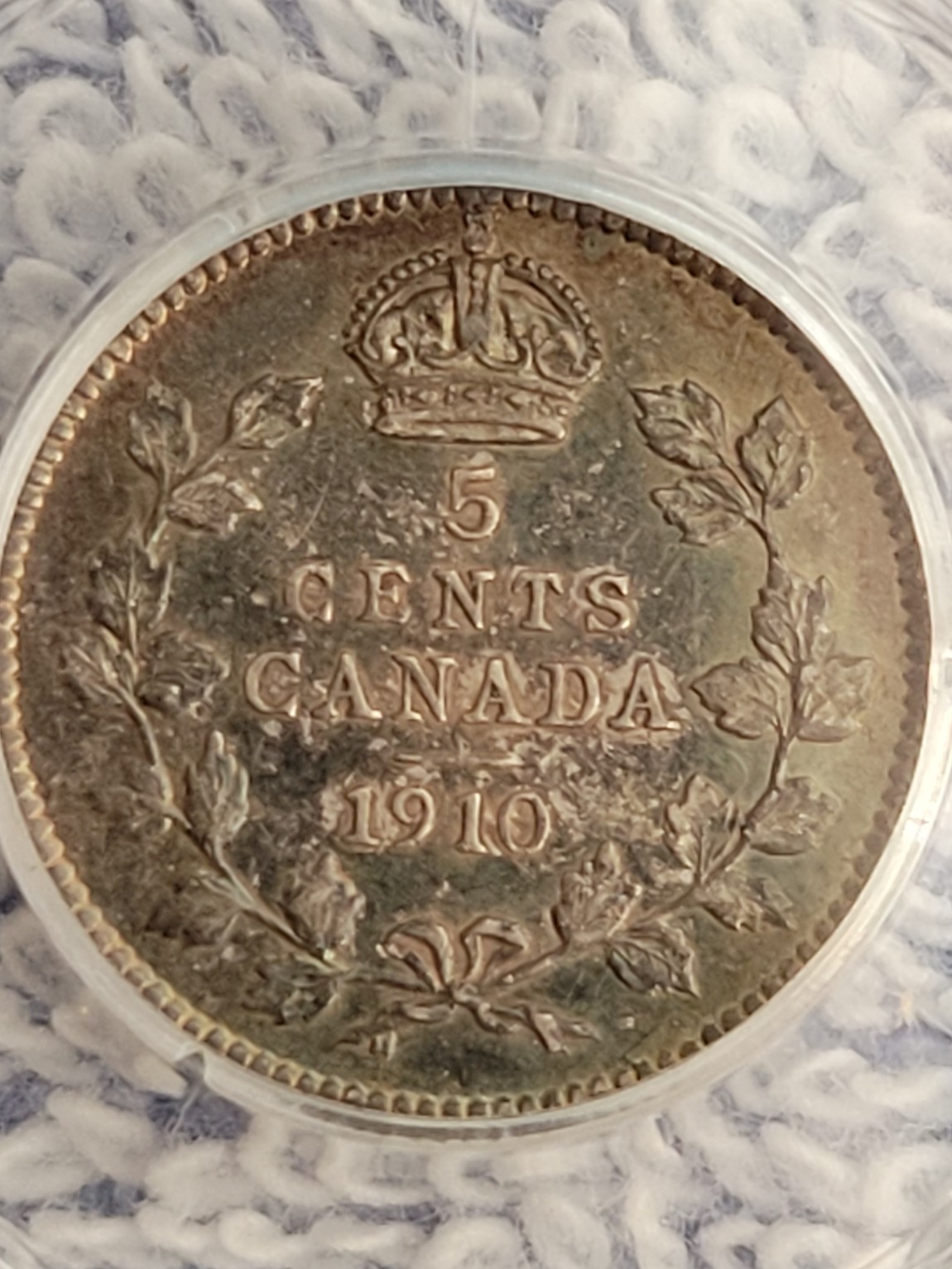 1910-Canada-5-Cents---Round-Leaves
