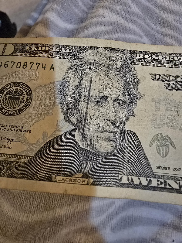 $20-Banknote-With-Possible-Error