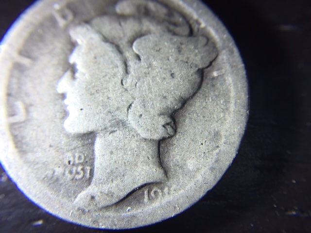 I-Found-This-Mercury-Dime,-From-An-Old-Collection,-1916-D?-Please-Help