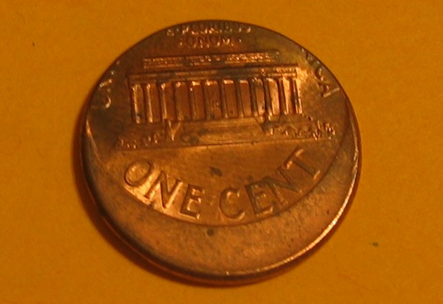 2001-Lincoln-Memorial-Cent-Off-Center