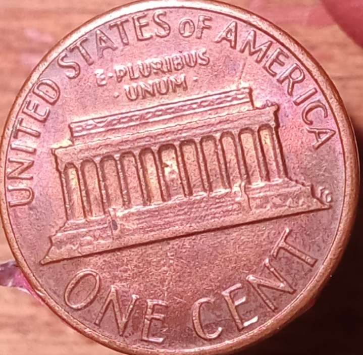 Post-A-Coin-Or-Medal-With-A-Die-Crack!