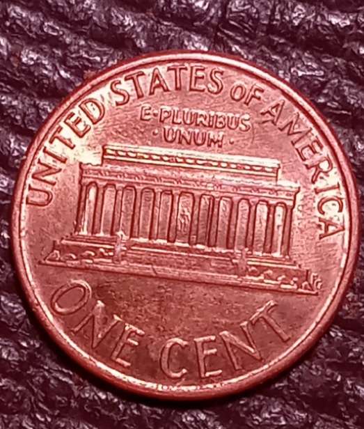 1987-D-Lincoln-Cent.-Is-It-A-Plating-Blister?-Caused-By-Heat-And-Air?