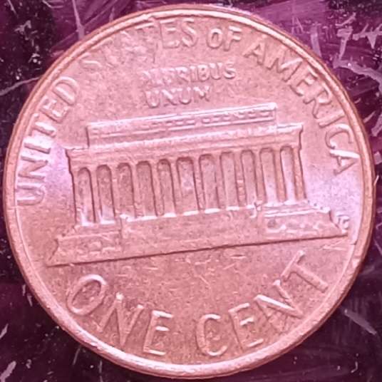 1980-P-1-Cent.-Is-The-Reverse-Overpolished?-The-E-Is-Barely-Visible.-Is-It-Struck-Through-Grease?