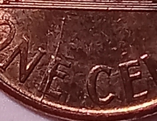 1993-P--1-Cent.-Is-This-A-Die-Crack?-On-Reverse,-Under-The-Memorial.