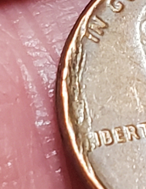 Two-1981-Pennies-Would-These-Be-Errors-Or-PMD?