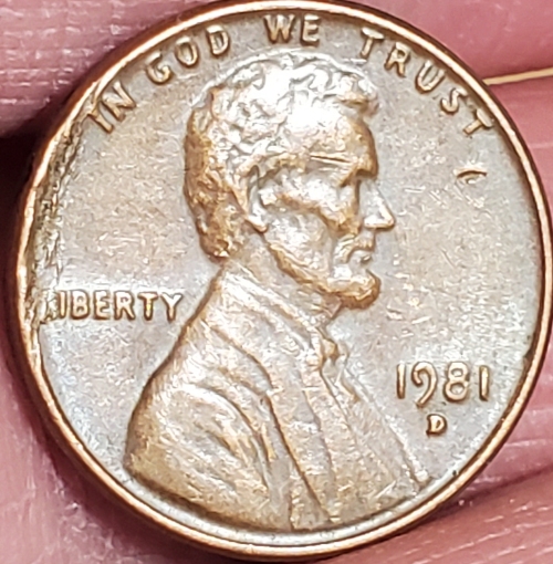 Two-1981-Pennies-Would-These-Be-Errors-Or-PMD?