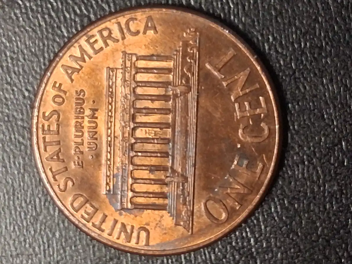 2000-D-Lincoln-Cent---Puckered-Lips-?