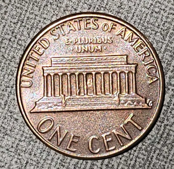 1982-D-Lincoln-Memorial-Cent-Redundant-Question-Small-Date?