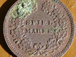 Help-With-Unknown-Coin?-Id:-Spiel-Marke-/-Game-Token