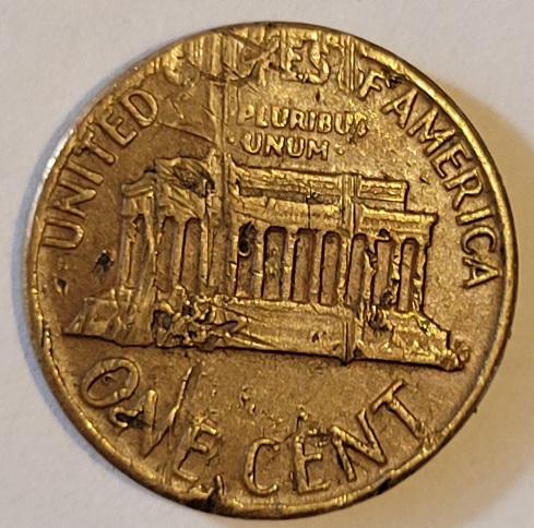 1975-D-Penny-With-Idk-What-To-Call-It-If-PMD-Please-Explain