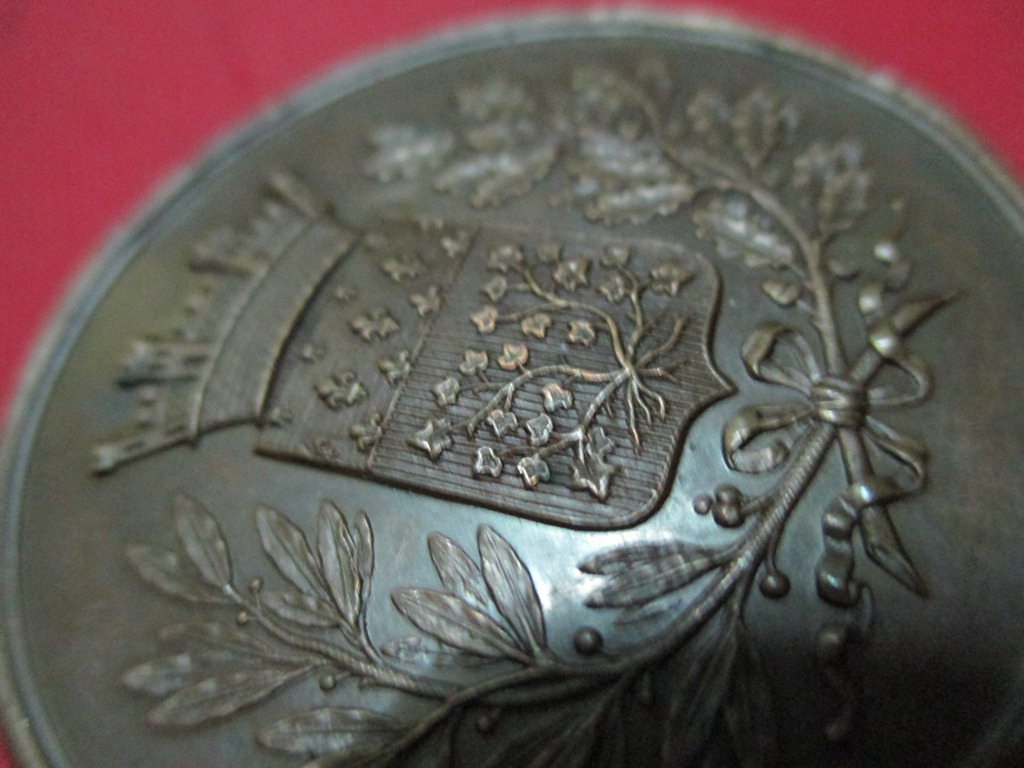 Please-Help-On-Identifying-This-Medal-And-Its-Approximate-Value