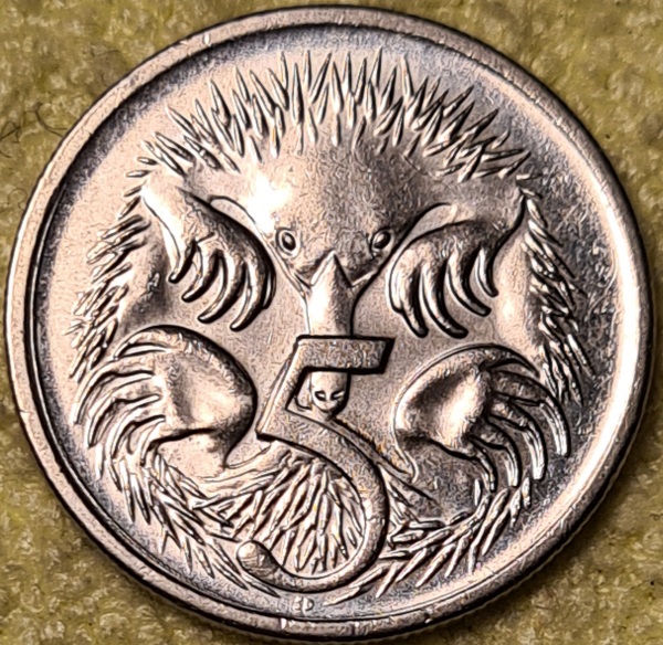 2003-Australian-5-Cent-Echidna's-Nose-Stuck-On-5