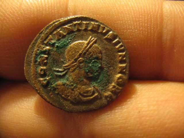 Very-Nice-Roman-Coin-To-Id,--I-Need-Help.