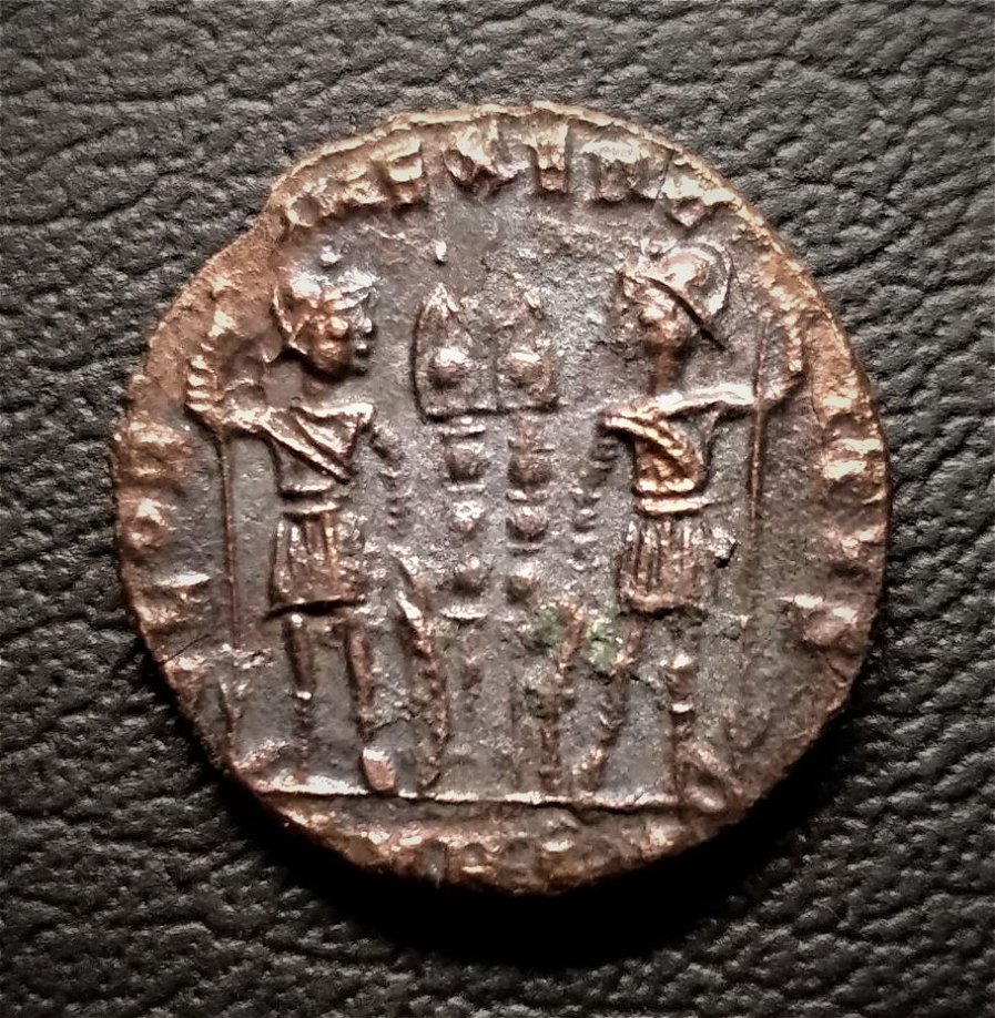 Constantine-I-Follis