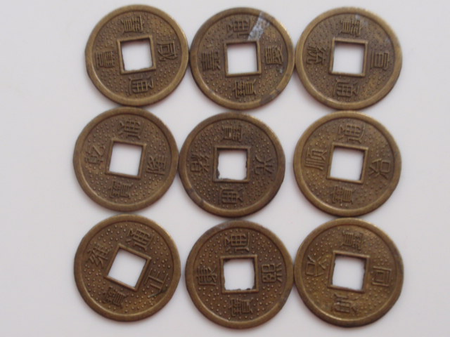 Help-Identifying-Old-Chinese-Coins-Please-18th-Century-Cast-Cash,-Some-Real,-Some-Reproductions.