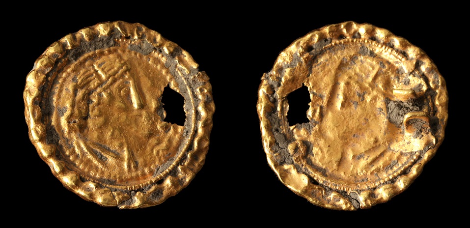 And-Now-Something-Completely-Different:-Pseudo-Coin-Brooches