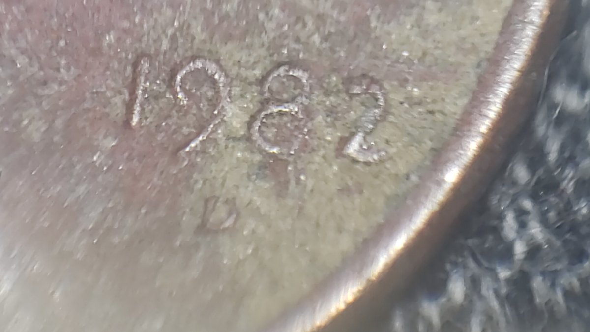 Small-Date-Or-Large-Date-1982-D-Cent-Coin?
