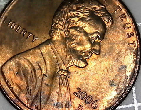 Can-Some-One-Tell-Me-Why-This-2006-Penny-Turns-Into-This-Color