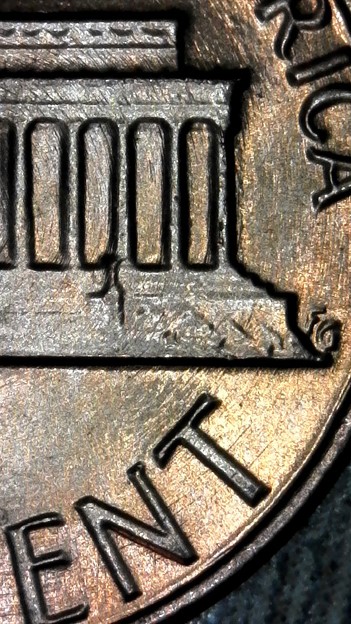 1982-LMC.-Ld.-Zinc.-Au.-What-Kind-Of-Error-Like-This.-Beautiful-Swirl