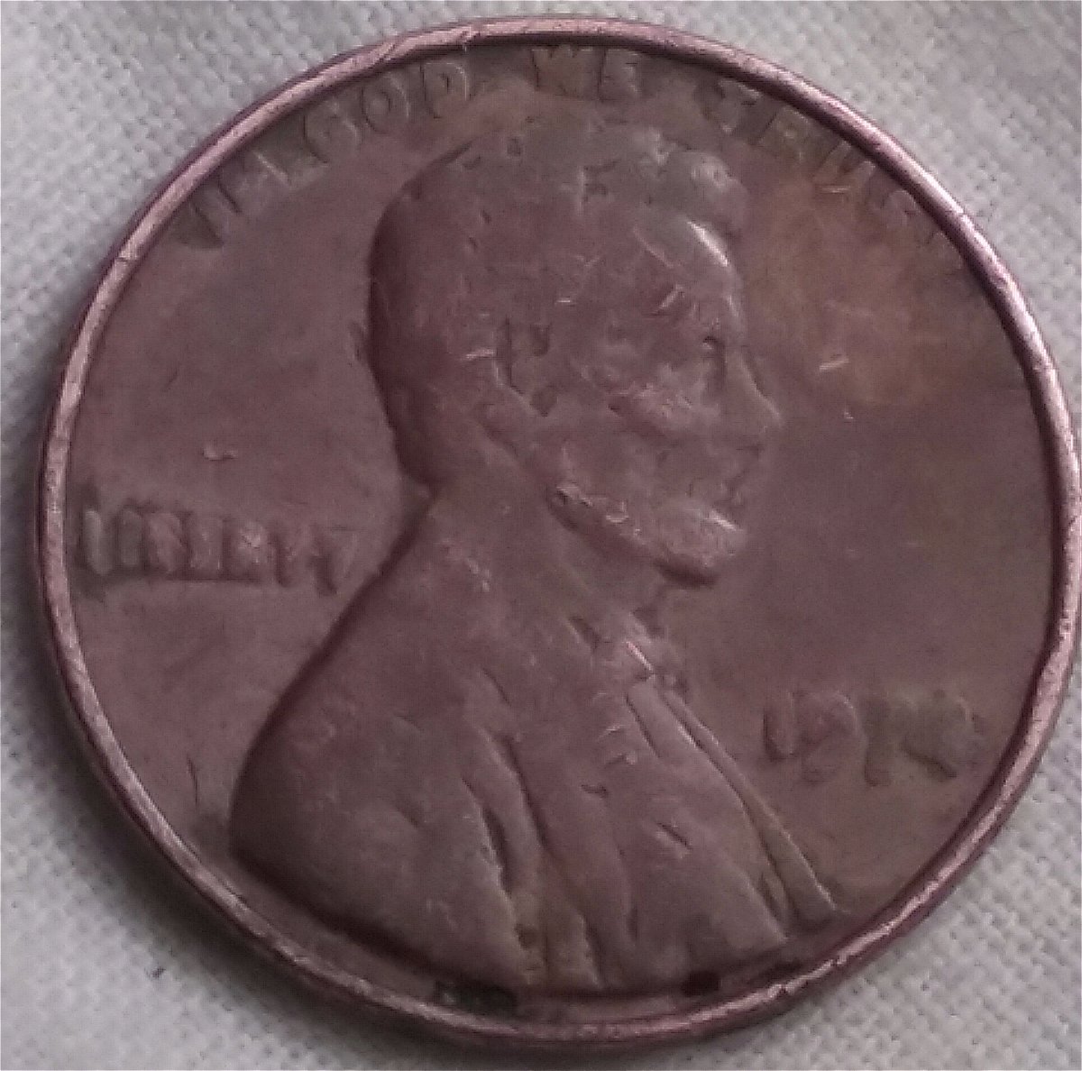 1974-Lincoln-Cent-Struck-Through-Grease-I-Believe.