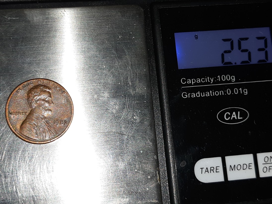 1982-Large-Date-Lincoln-Penny-Weighs-2.53-Grams?