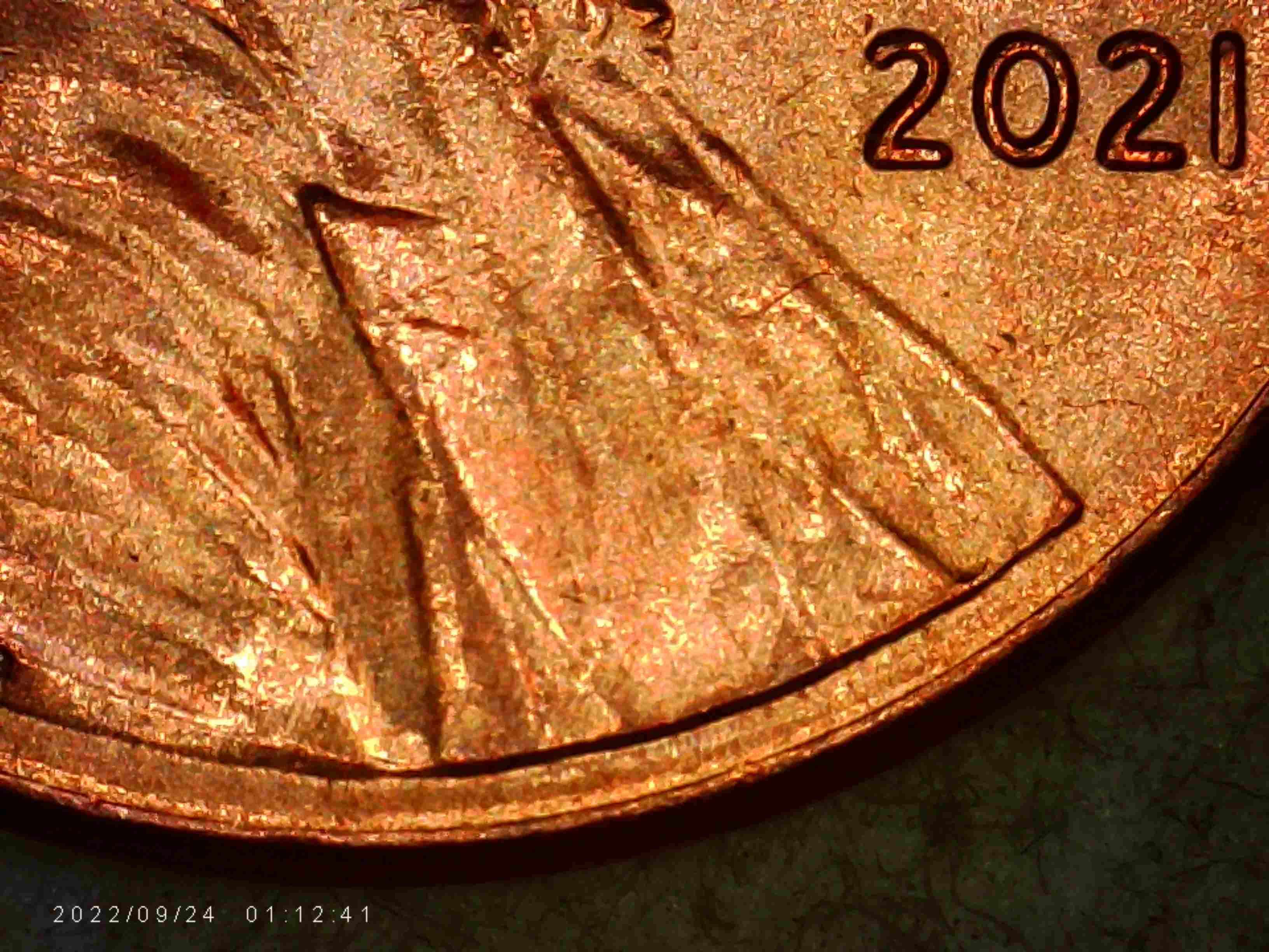 2021-LSC-Is-This-Early-Stage-Of-The-Famous-Die-Crack?