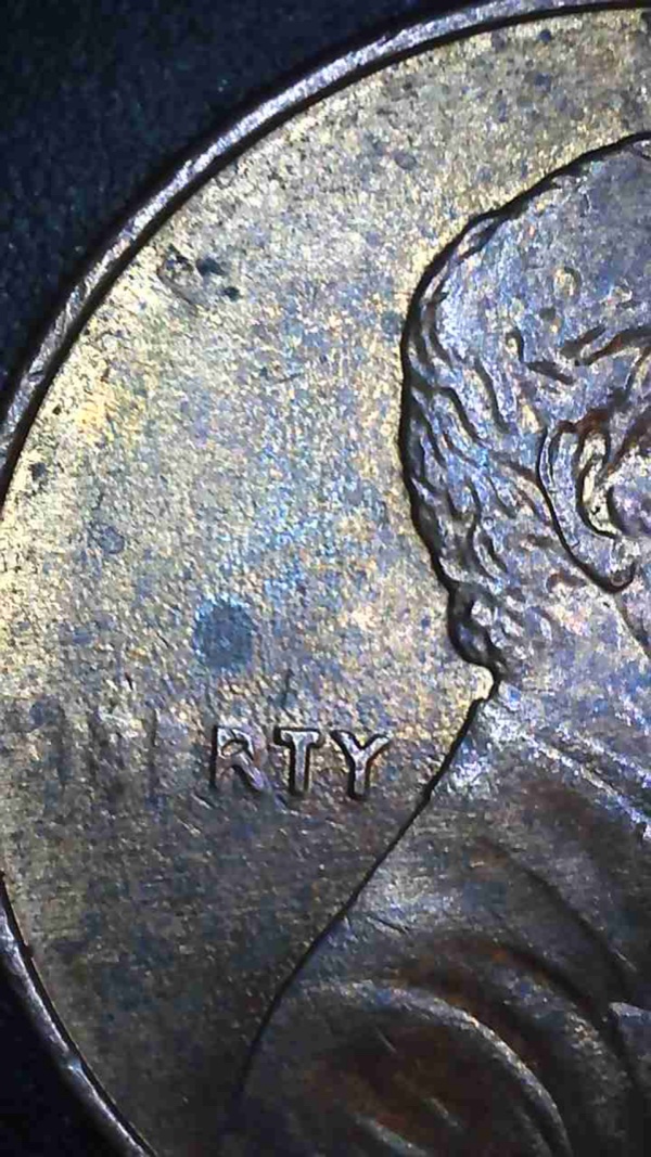 2001---Lincoln---Missing-A-Bunch-Of-Stuff